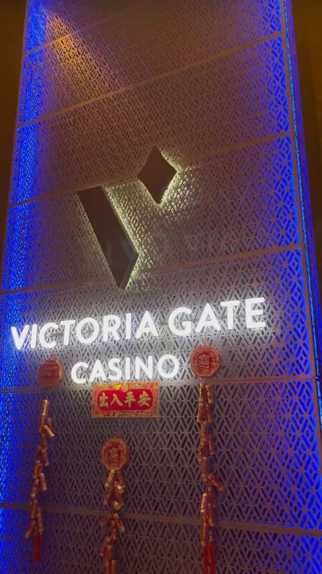 Inside Victoria Gate Casino…✨🎰

Home to the largest sports screen in Leeds, DJs each weekend, 22 live tables and over 175 electronic games, Victoria Gate Casino has everything you need to keep you entertained!